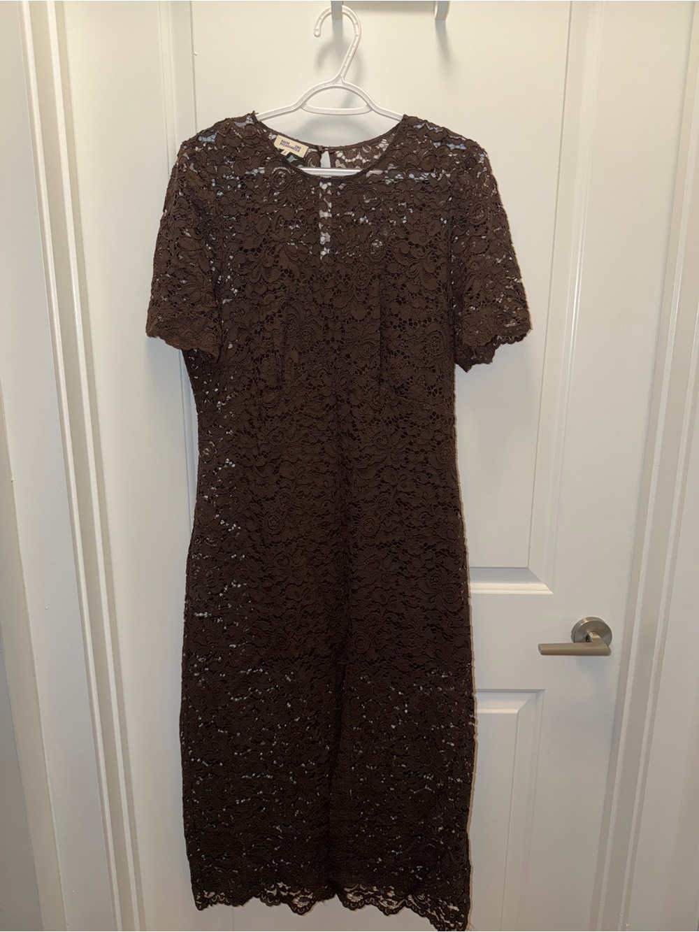 Brown Lace Midi Dress with Short Sleeves